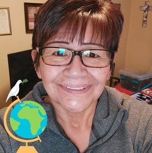 Meet your Posher, Evelyn